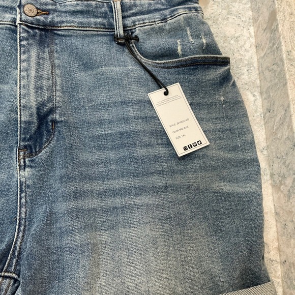 Judy Blue Denim Romper JB150244 MD 1XL Medium Blue Button Front Distressed Short - Picture 4 of 14